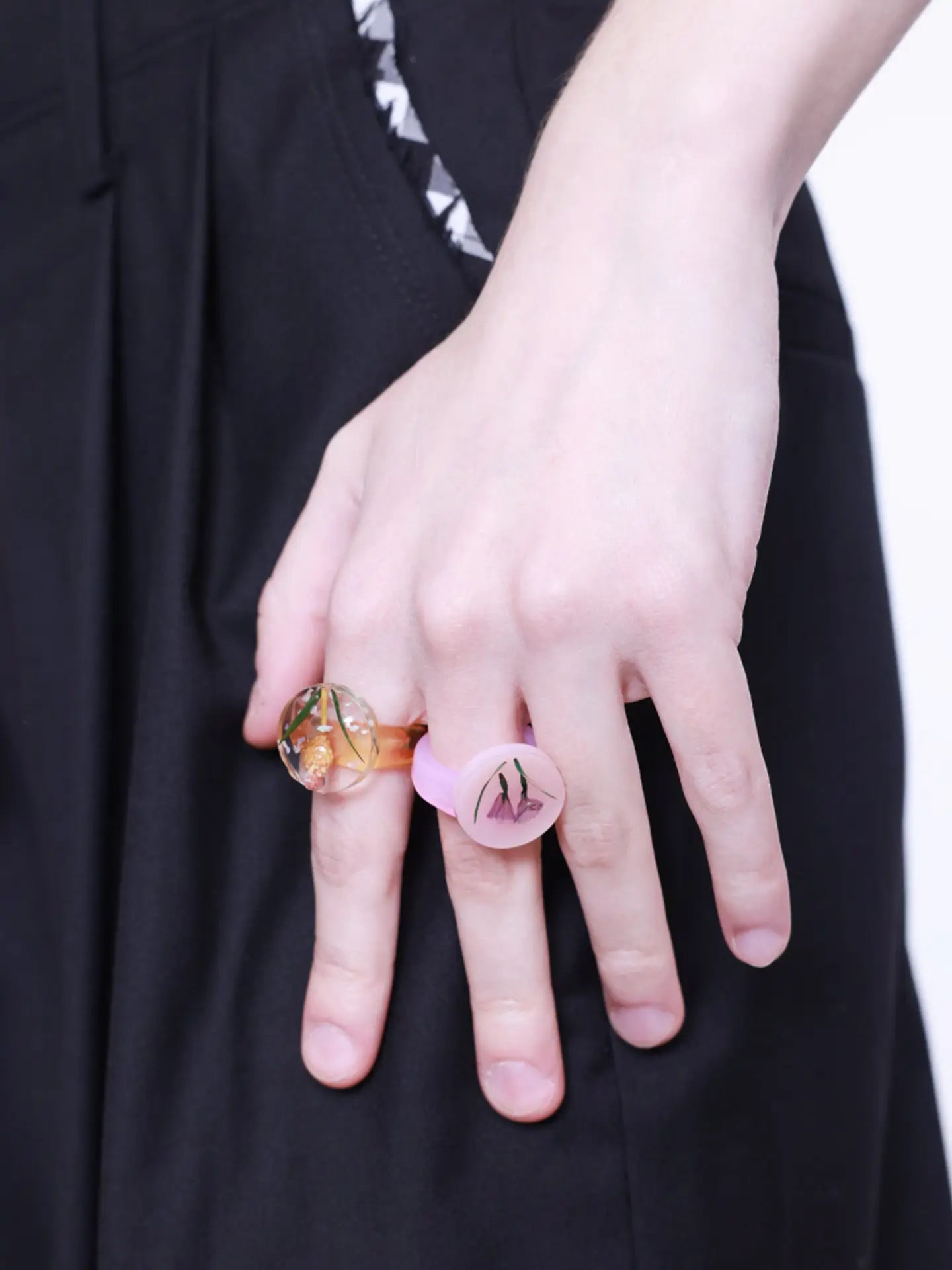 Allair - Real Flower Signet Resin Ring