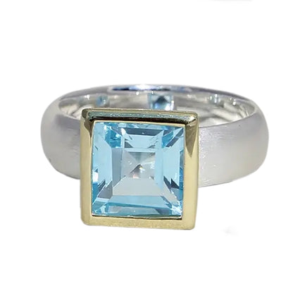 Kucho Blue Topaz Silver Ring, Setting Gold-Plated