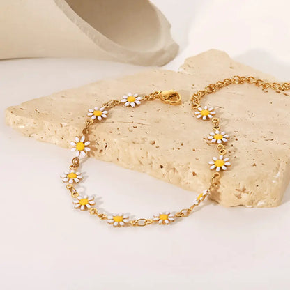 Aca Daisy Bracelet in White & Gold