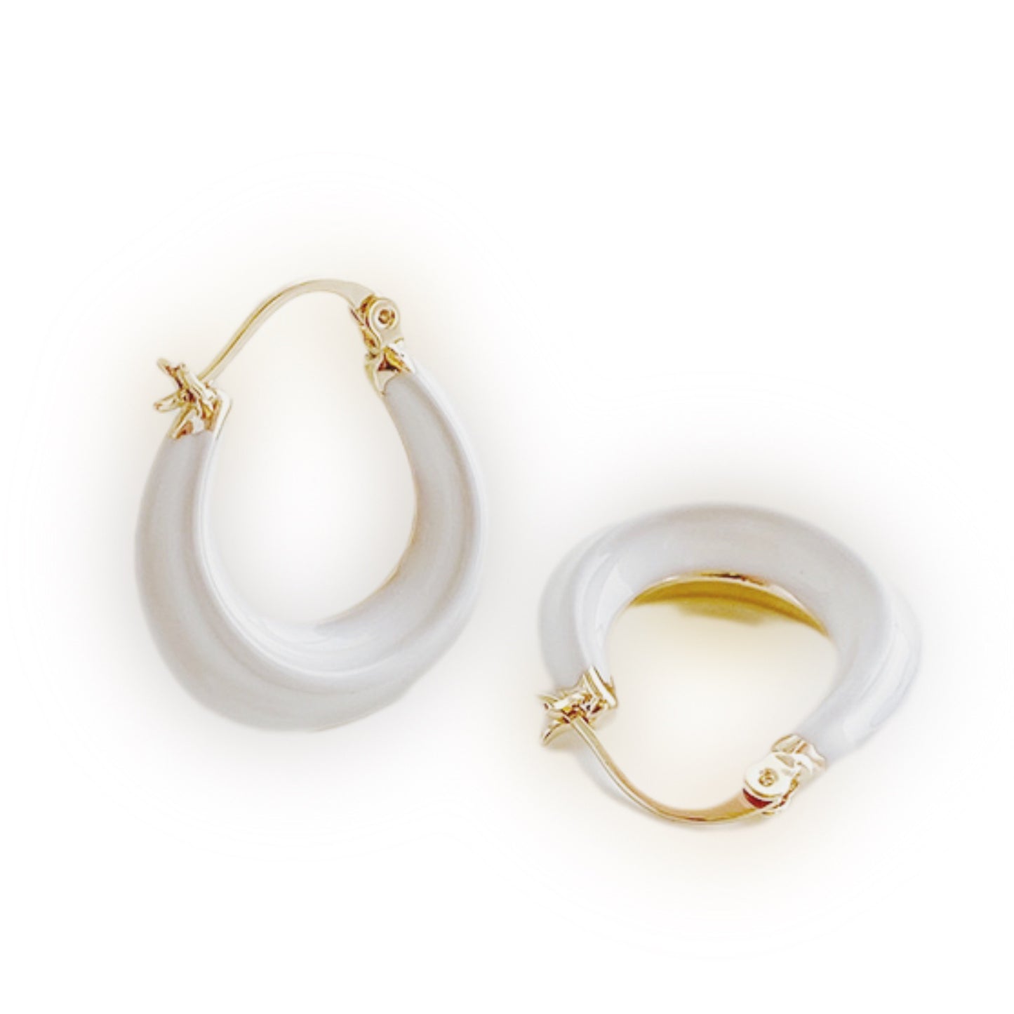 Arcadiuos White Small Hoop Earrings